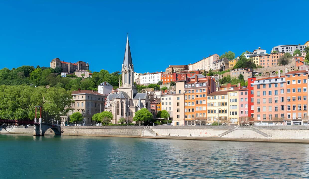 Real Estate, France